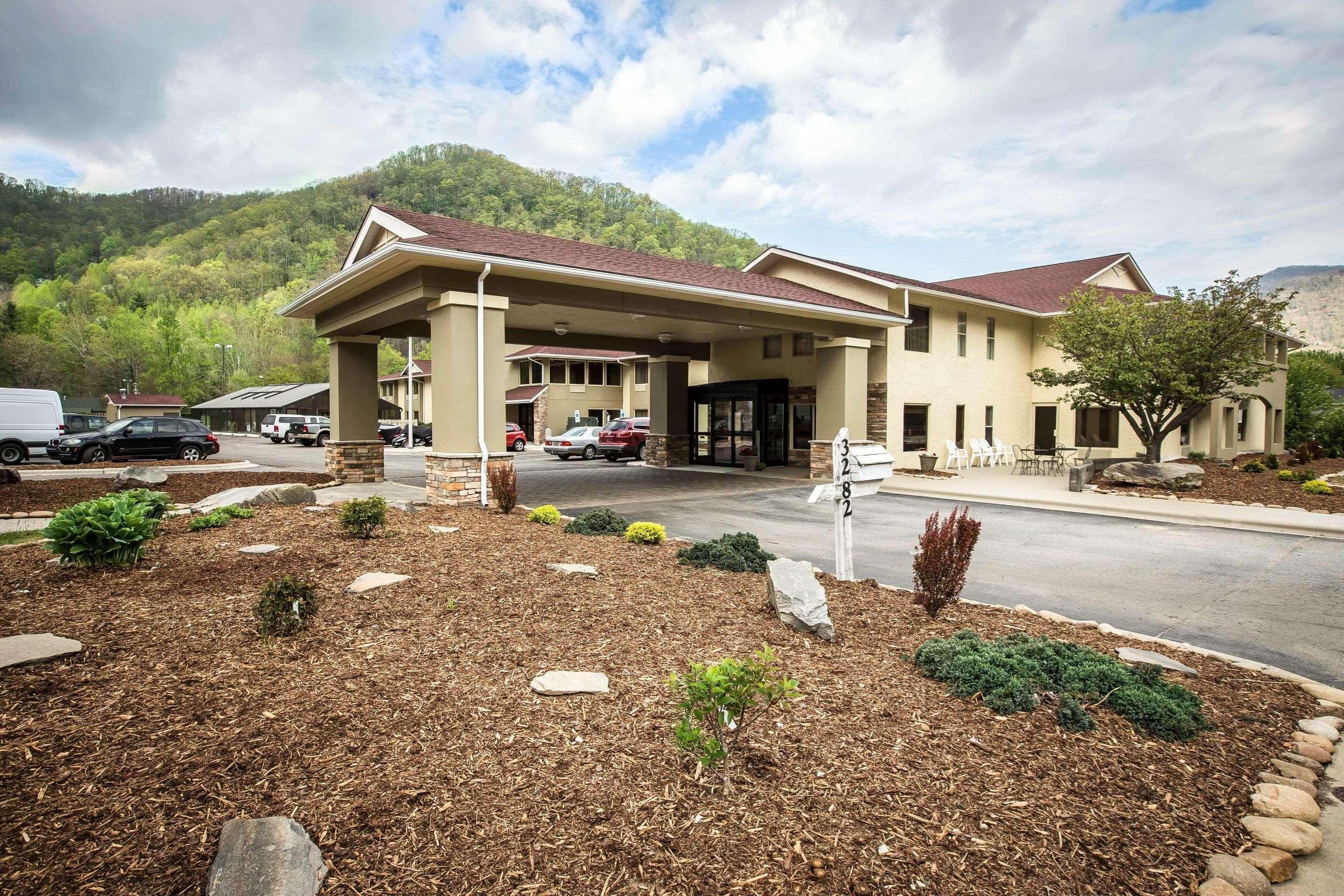 Comfort Inn Near Great Smoky Mountain National Park Maggie Valley Exterior photo